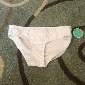 MAKE AN OFFER! NWT White Crochet Swim Bottom